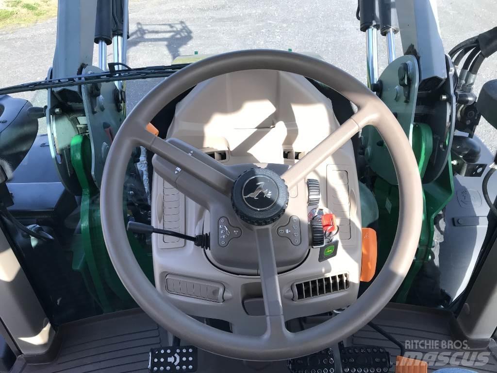 John Deere 6100 M Traktorit