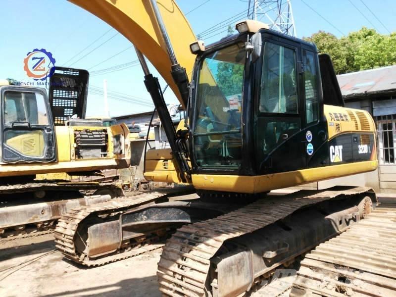 CAT 323 D L Telakaivukoneet