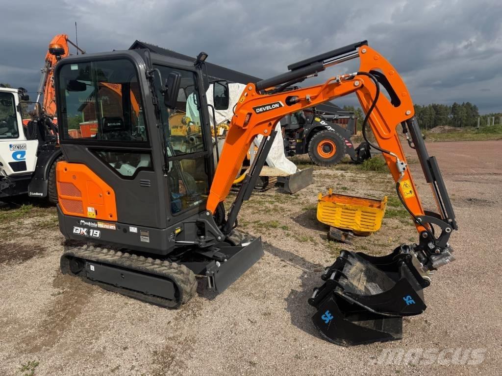 Develon DX 19-7 Minikaivukoneet < 7t