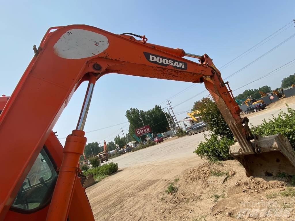 Doosan DH80 Minikaivukoneet < 7t