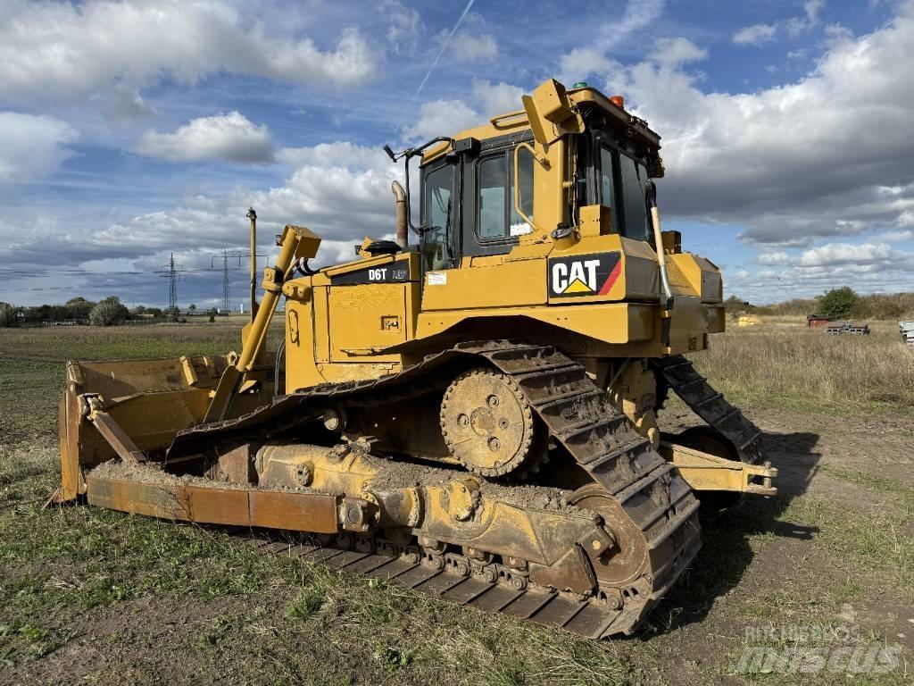 CAT D 6 T LGP Telaketjupuskutraktorit