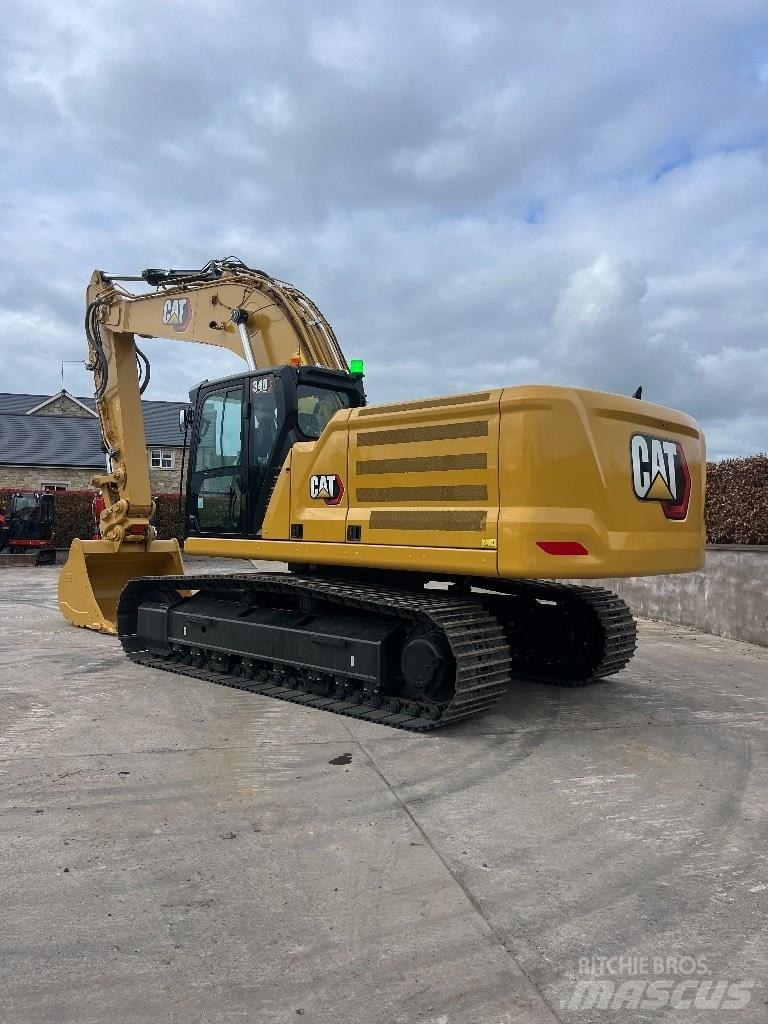 CAT 340 Telakaivukoneet