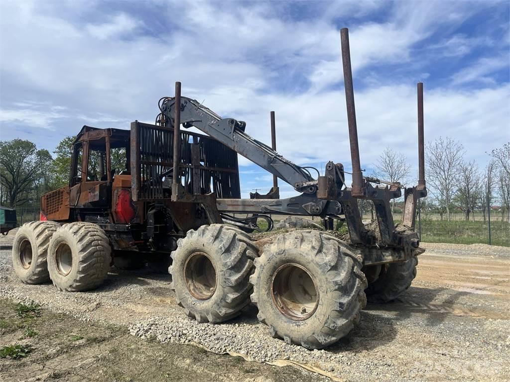 Komatsu 890.3 Harvesterit