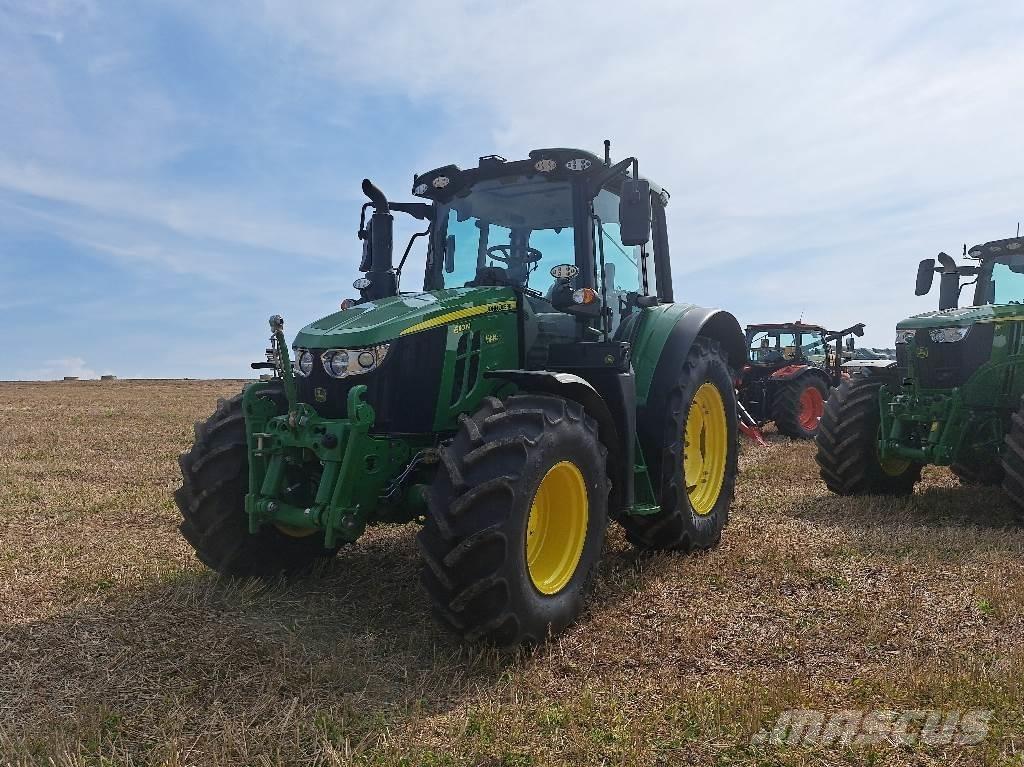 John Deere 6110M Traktorit