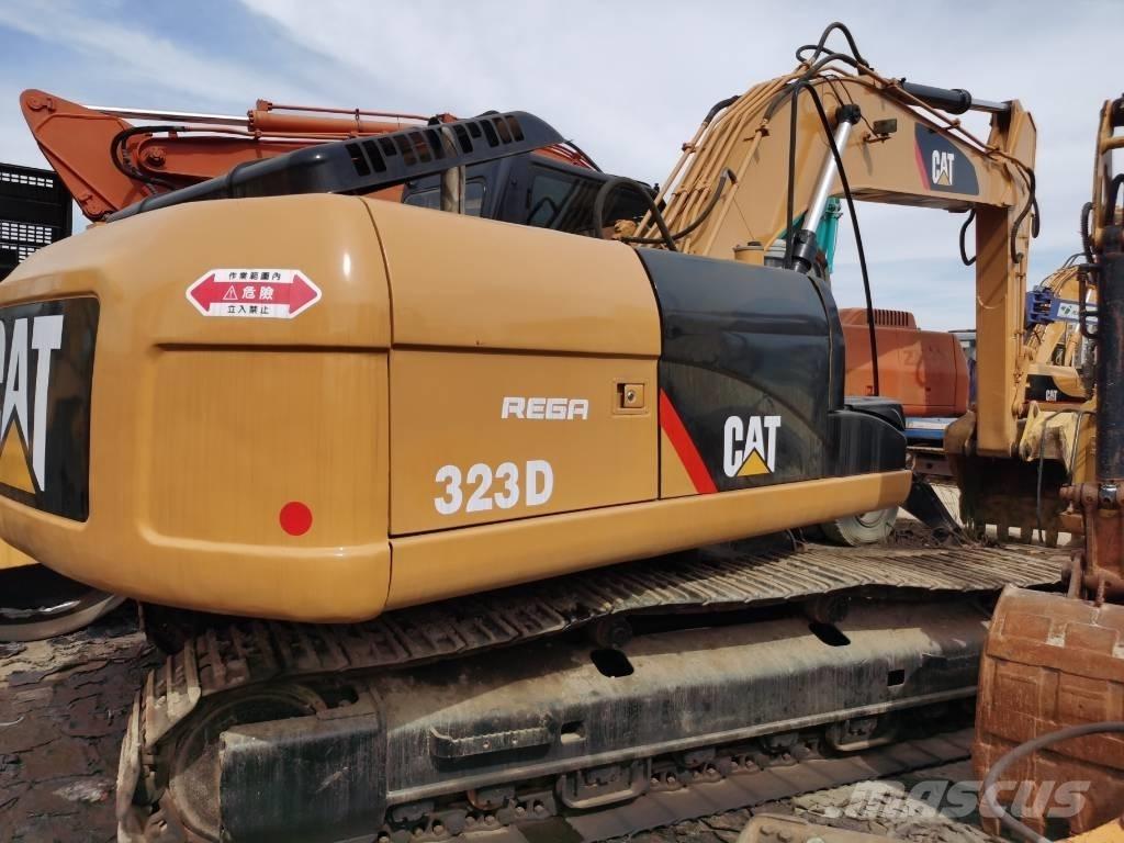 CAT 323D Telakaivukoneet