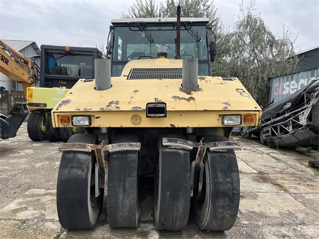 Stavostroj VP 2400 Kumipyöräjyrät