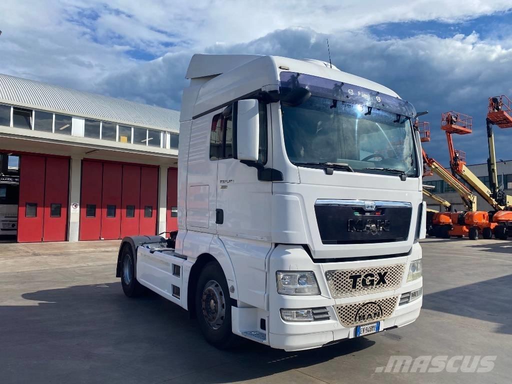 MAN TGX 18.480 XLX Vetopöytäautot