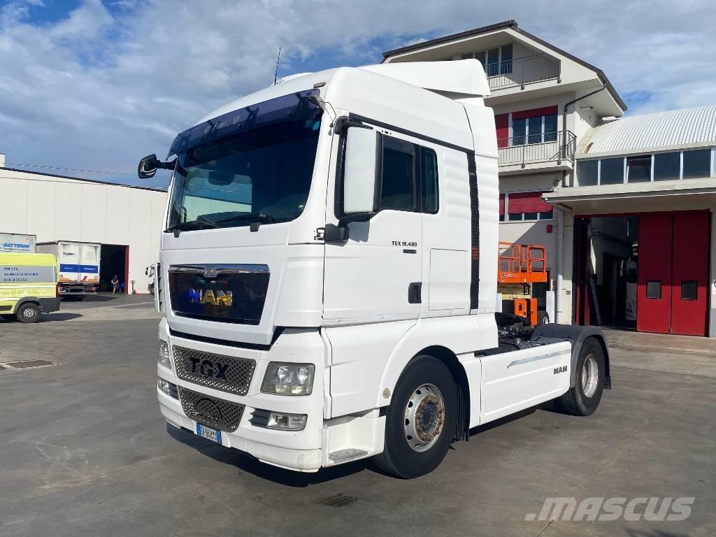 MAN TGX 18.480 XLX Vetopöytäautot