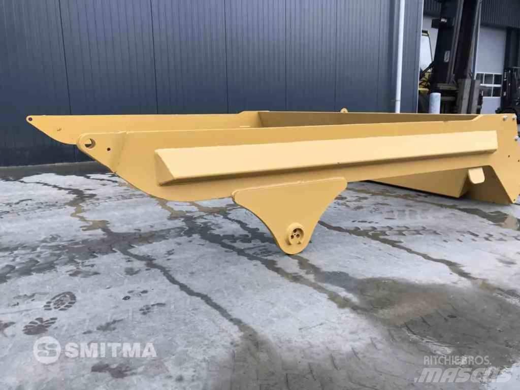 Volvo A35D Takalaidat