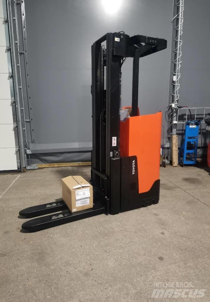 Toyota SSI160LN Ajettavat pinoamisvaunut