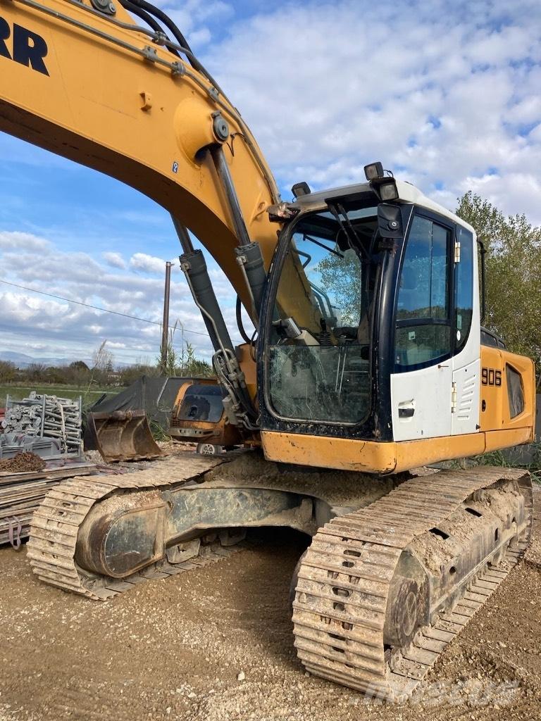 Liebherr R 906 Telakaivukoneet