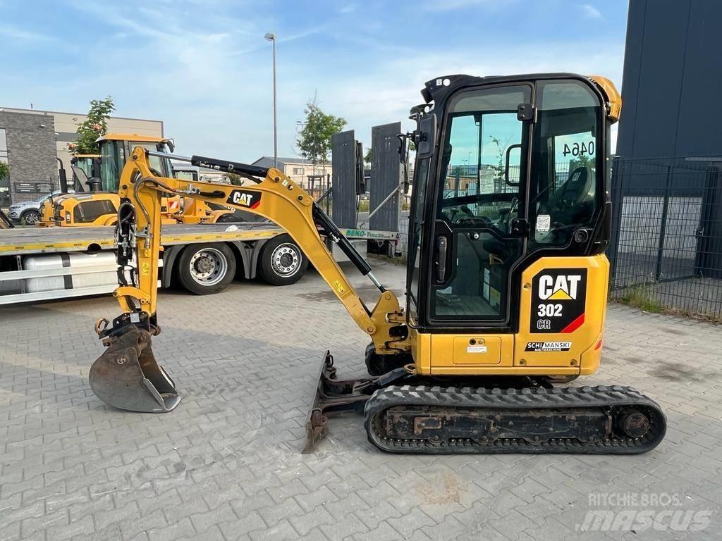 CAT 302 Minikaivukoneet < 7t