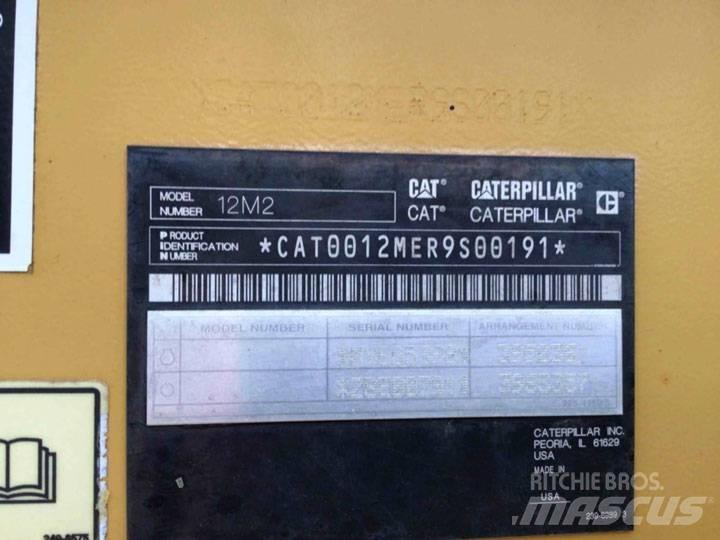 CAT 12M2 Tiehöylät