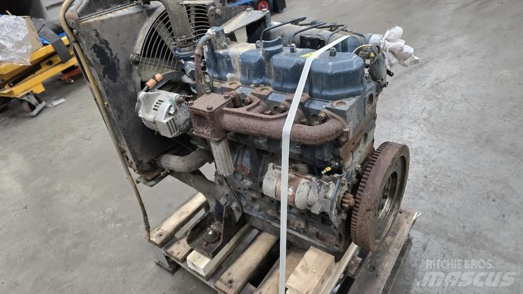 Kubota V 2203 E Moottorit