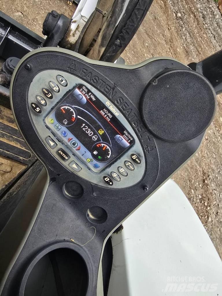 Bobcat E 50 Minikaivukoneet < 7t