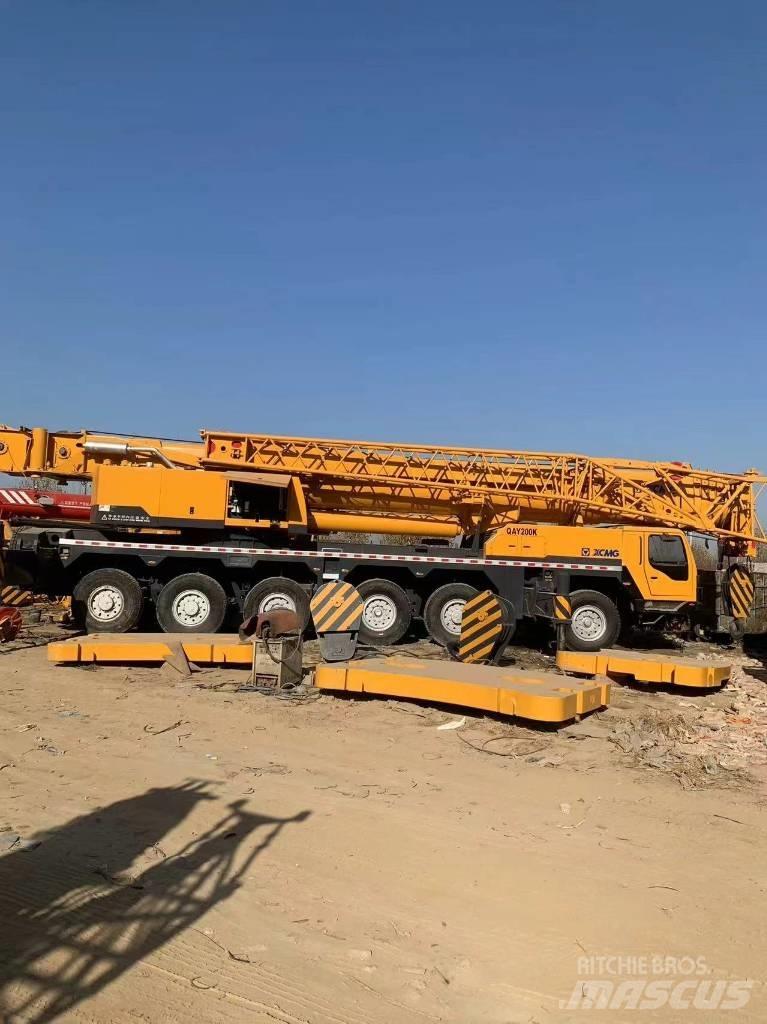 XCMG QY220 Mobiilinosturit