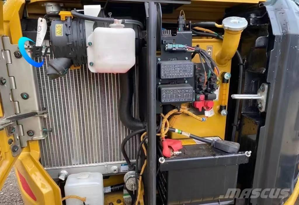 CAT 303 Minikaivukoneet < 7t