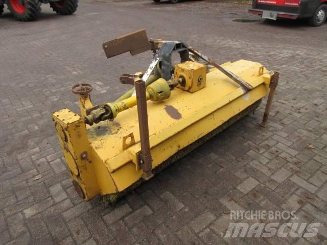 Riko M700 Muut tie- ja lumikoneet