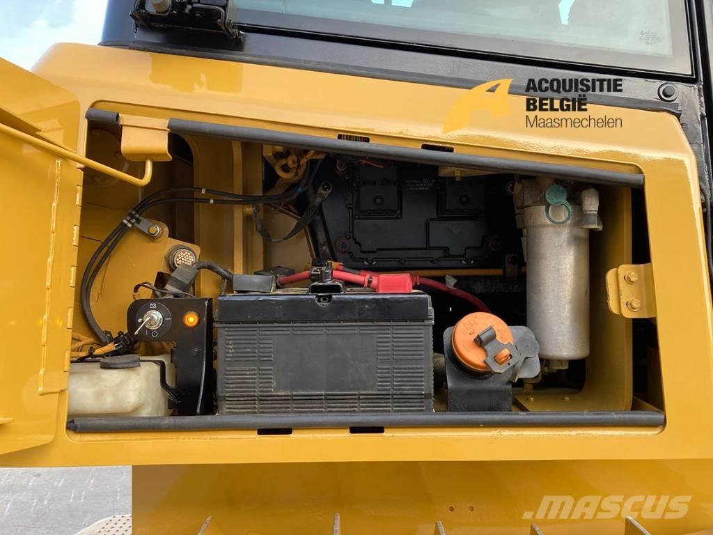 CAT D 6 K 2 LGP Telaketjupuskutraktorit