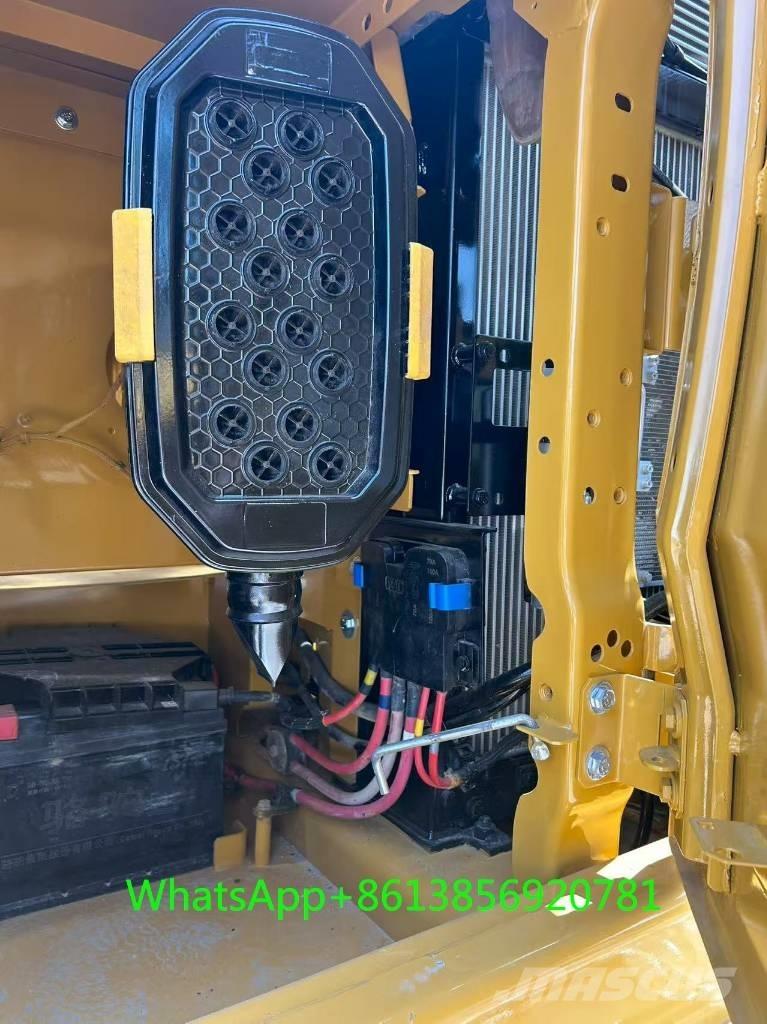 CAT 320 Telakaivukoneet