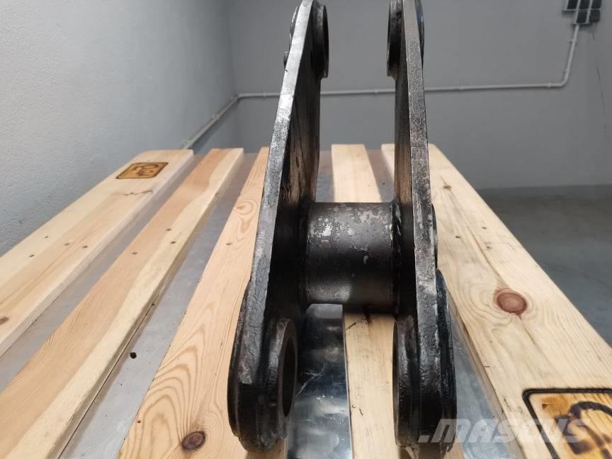 CAT TH 337 {Kiwak} Puomit