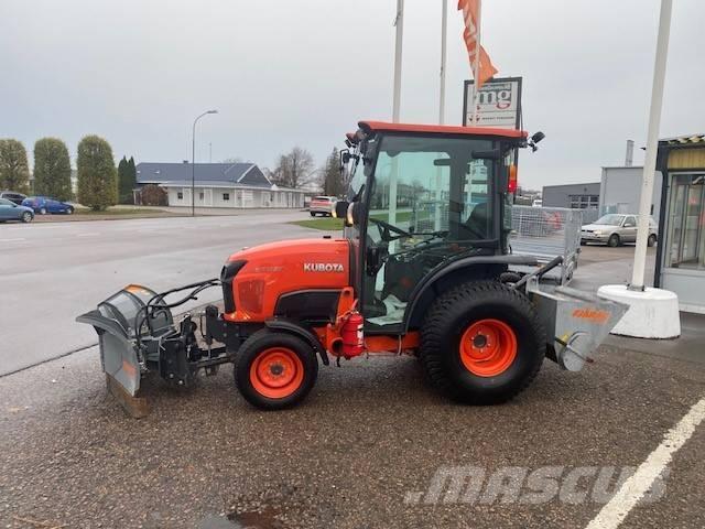 Kubota STW 37 Taajamatraktorit