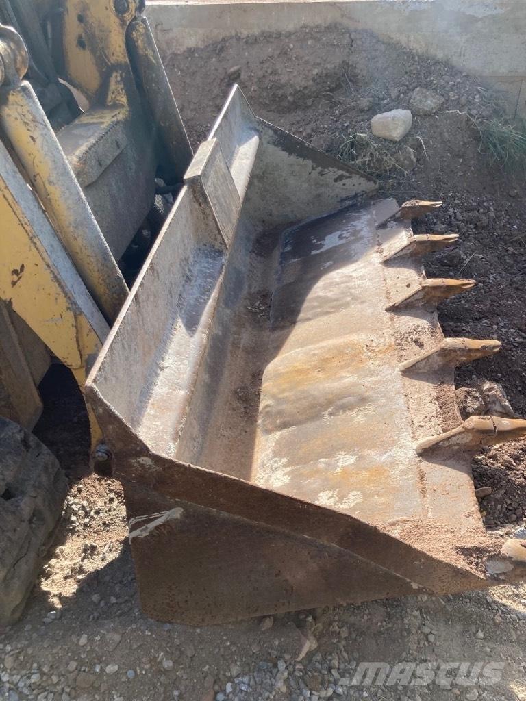 Komatsu CK 30-1 Pienkuormaajat