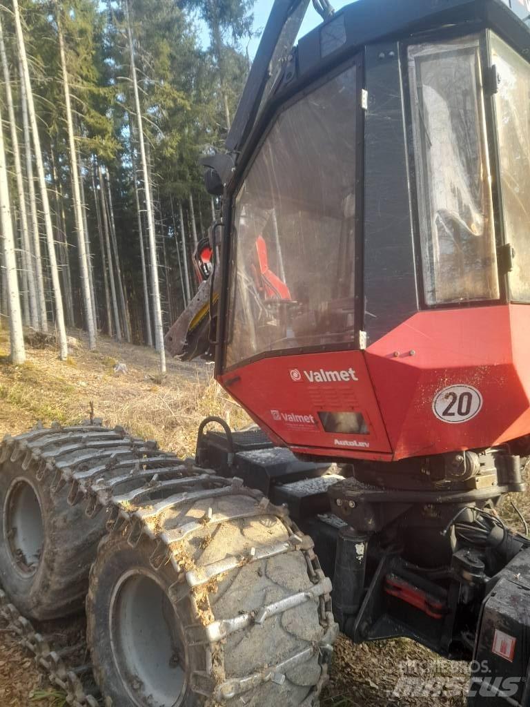 Valmet 911.3 Harvesterit
