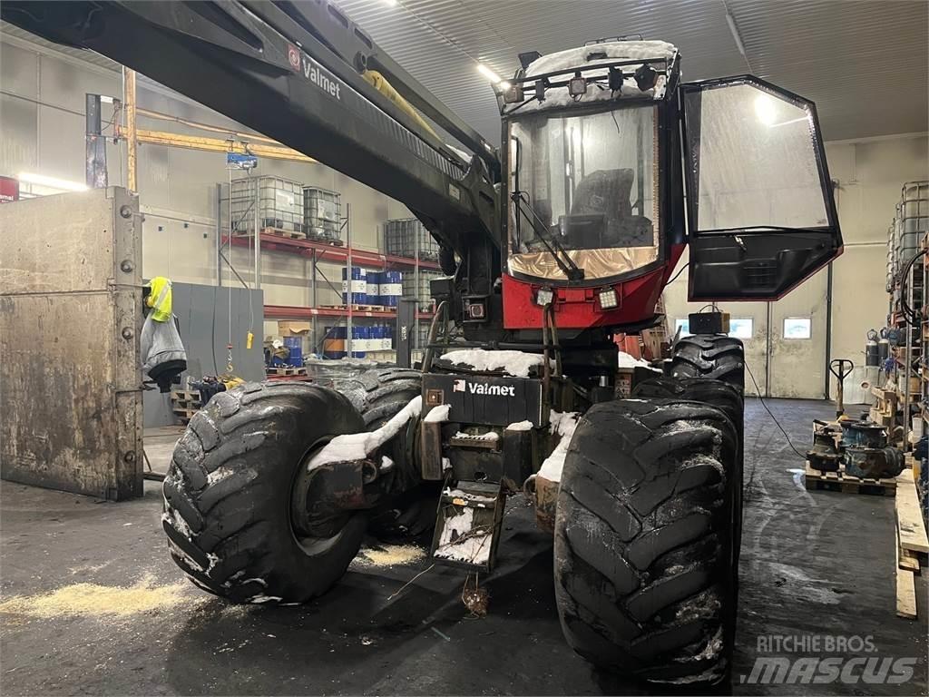 Valmet 911.3 Harvesterit
