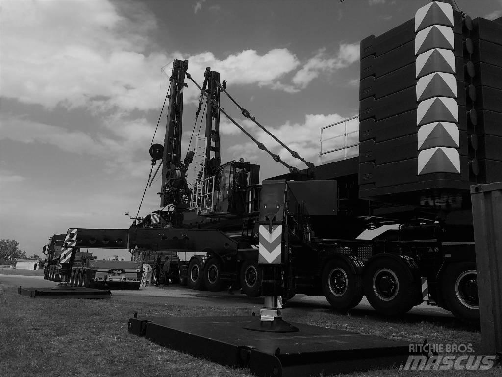 Demag AC 700 Mobiilinosturit