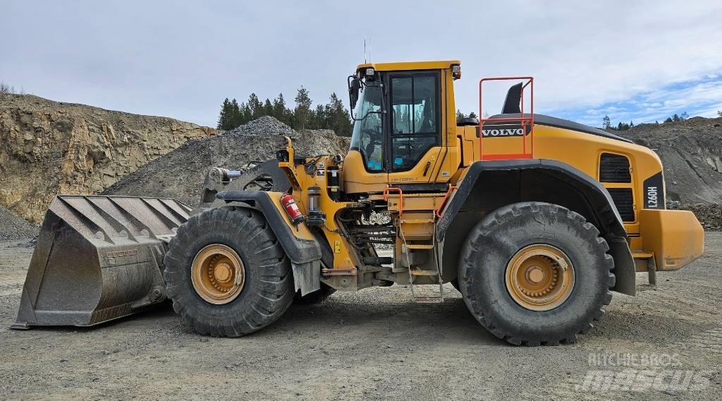 Volvo L 260 H Pyöräkuormaajat