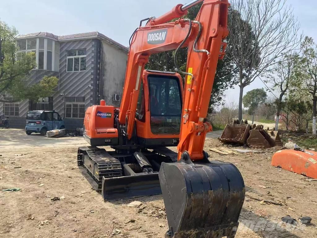 Doosan DX 75-9 C Midikaivukoneet 7t - 12t