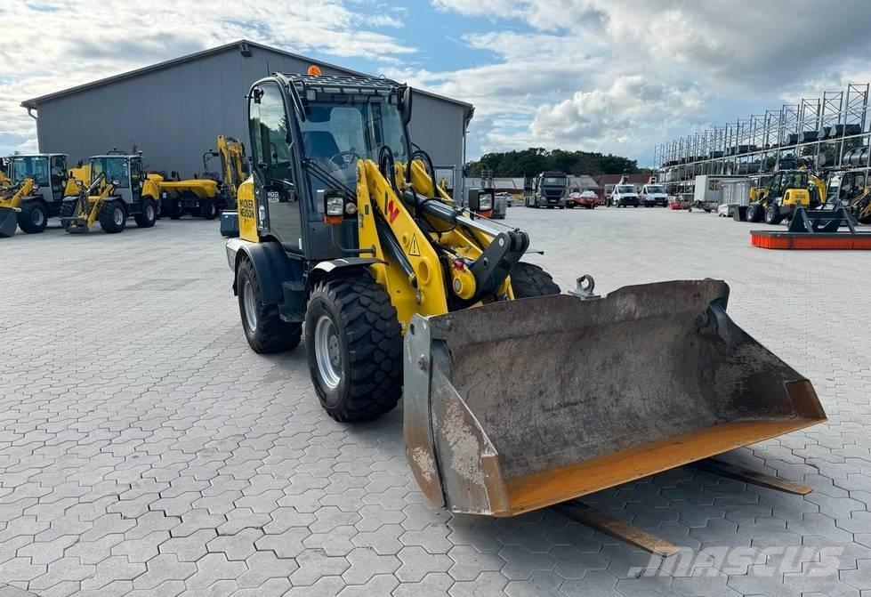 Wacker Neuson WL 70 Liukuohjatut kuormaajat
