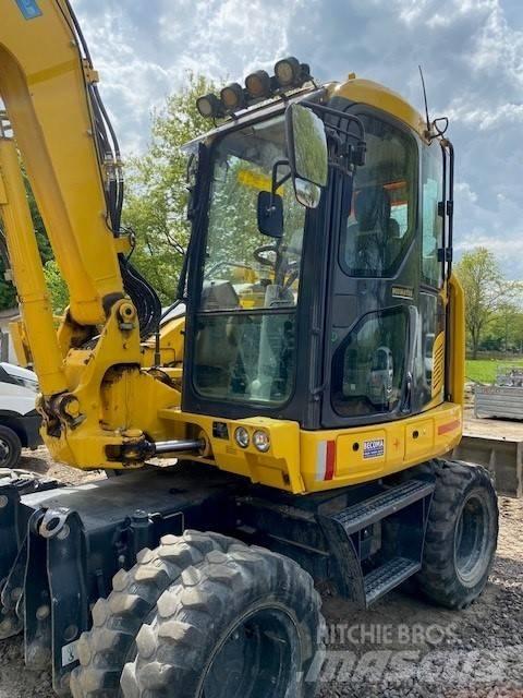 Komatsu PW98MR-11 Pyöräkaivukoneet