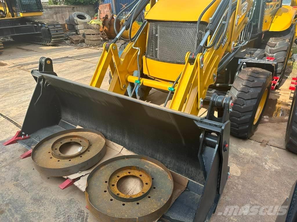 JCB 3 CX Kaivurikuormaajat