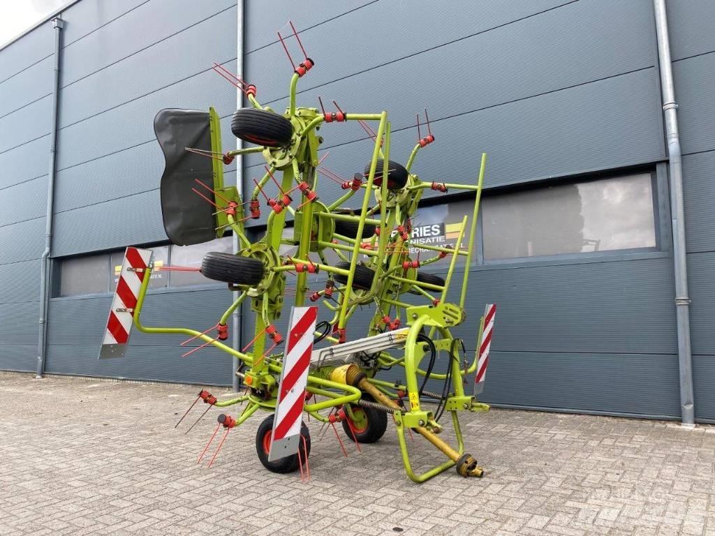CLAAS Volto 870 Pöyhimet ja haravat
