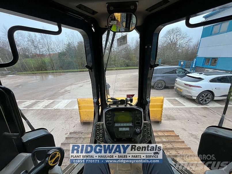 Komatsu D 51 PX-24 Telaketjupuskutraktorit