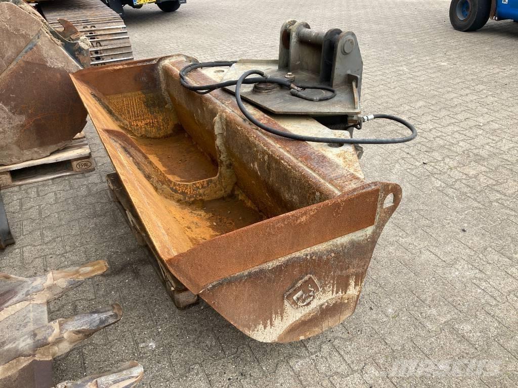 Komatsu PC 130-6K Telakaivukoneet