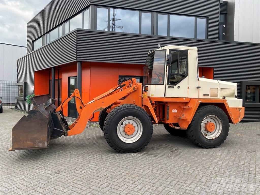 Schaeff SKS 661 Pyöräkuormaajat