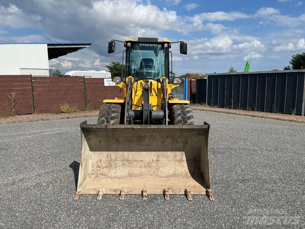 Volvo L 35 GS Liukuohjatut kuormaajat