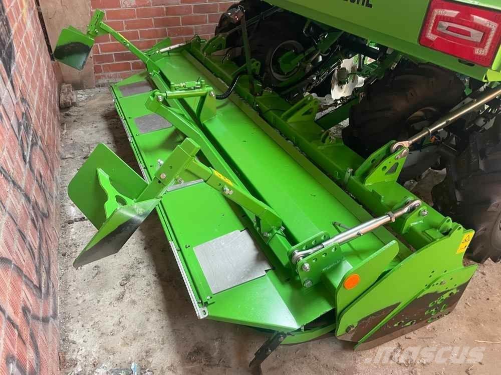 AVR CERES 440 Perunanistutuskoneet