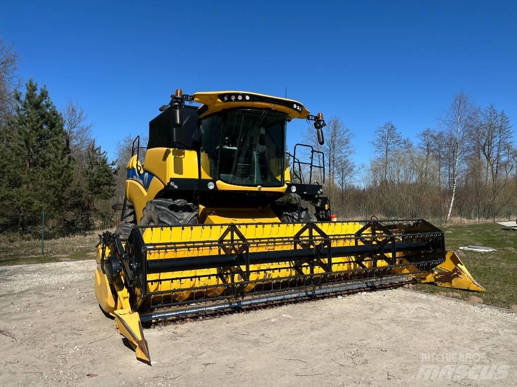 New Holland CX 6.80 Leikkuupuimurit