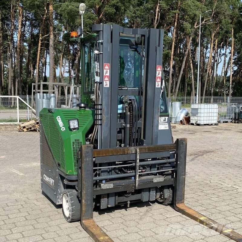 Combilift CB 2500 Nelitietrukit