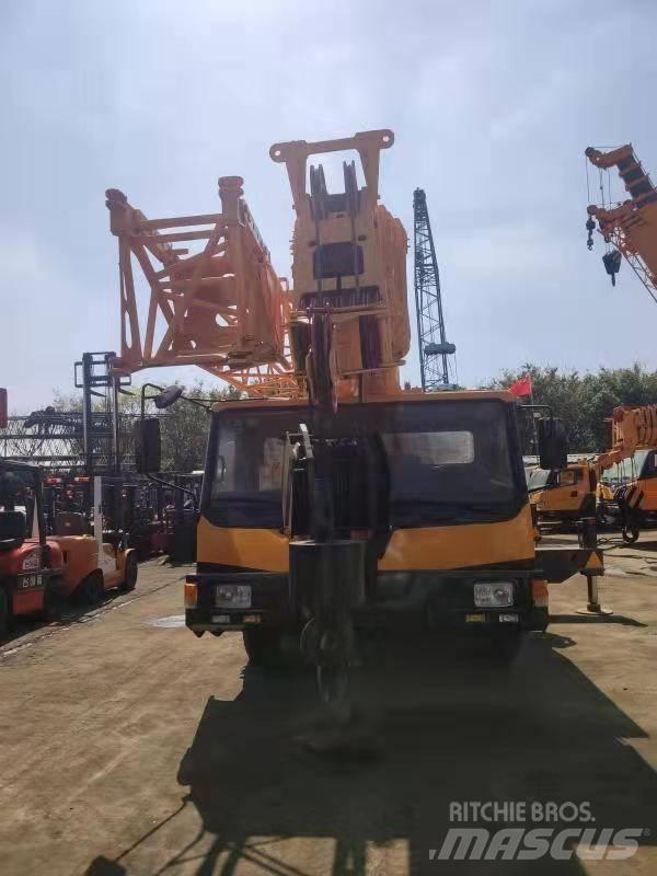 XCMG QY50K Mobiilinosturit