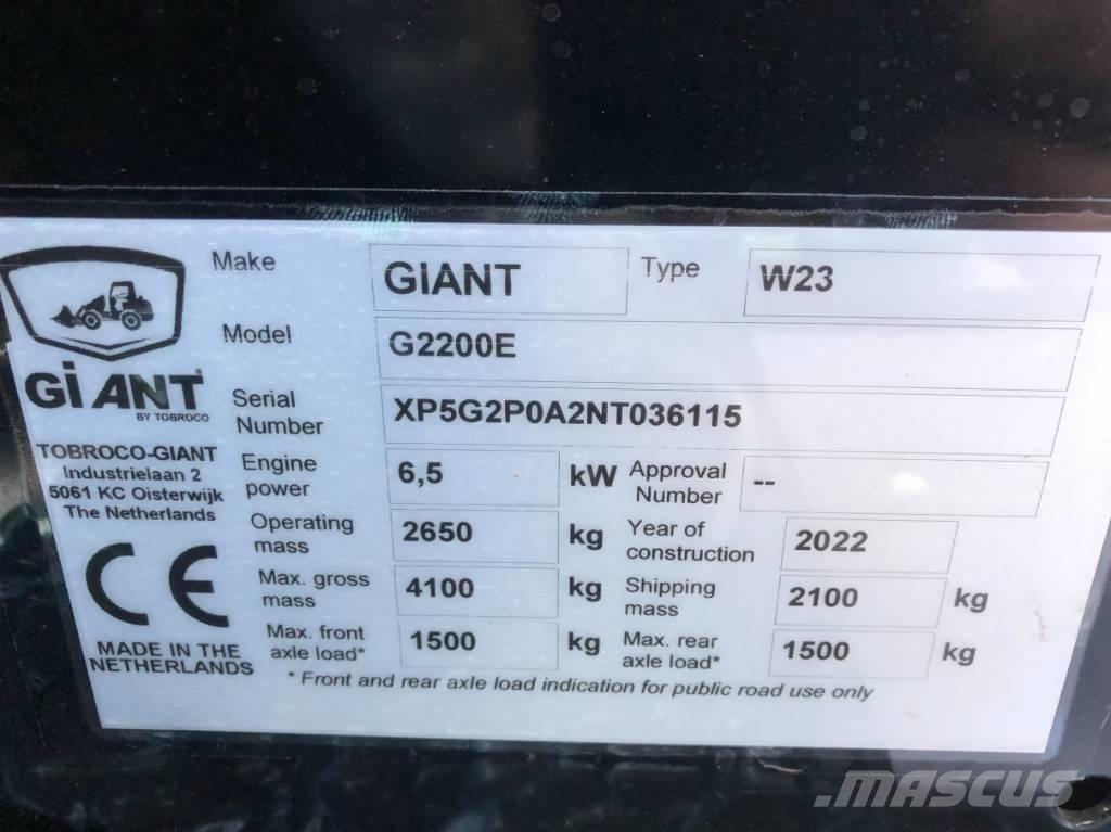 GiANT G 2200 E Yleiskuormaajat