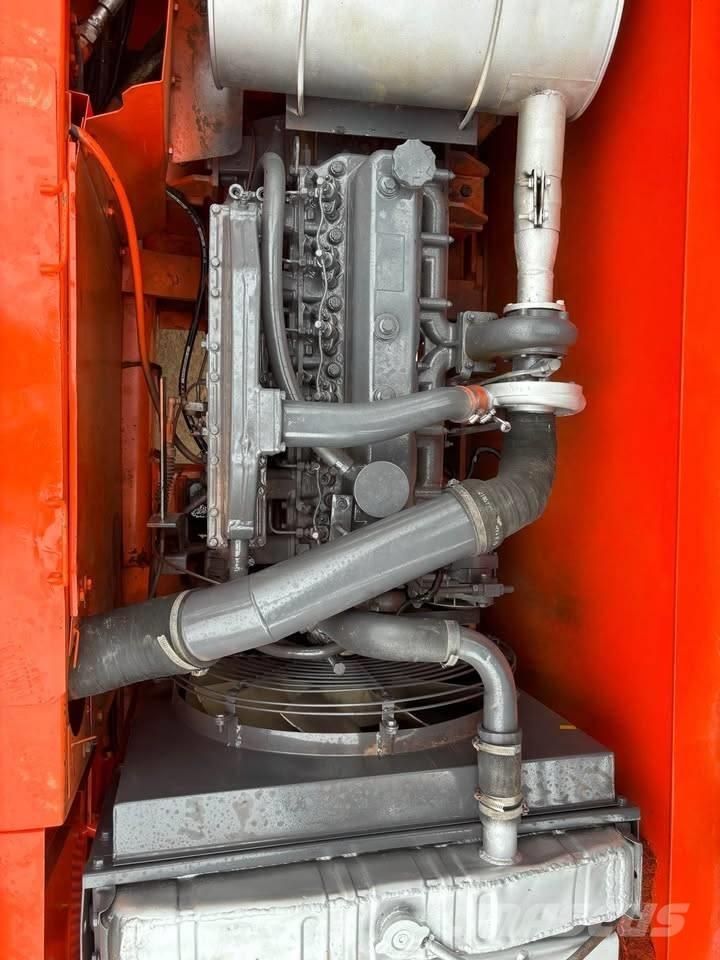 Doosan DX 225 LCA Telakaivukoneet