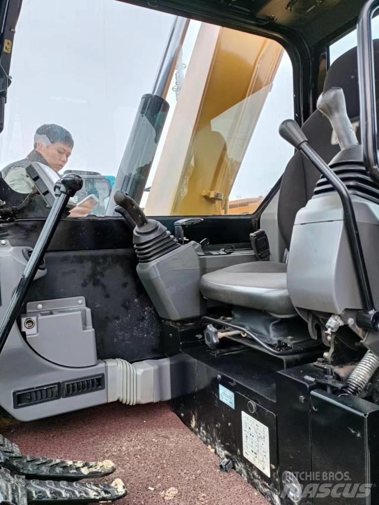 CAT 307 Telakaivukoneet