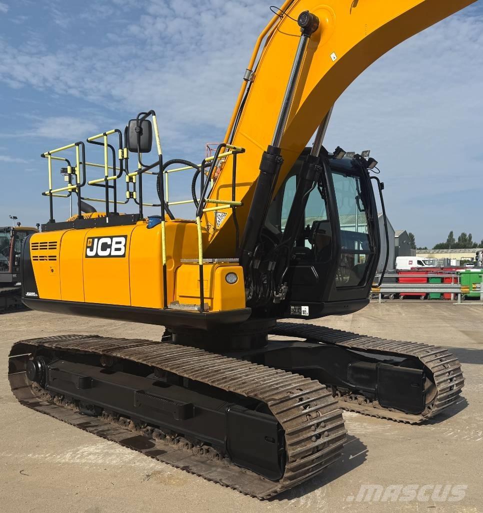JCB JS 220 LC Telakaivukoneet