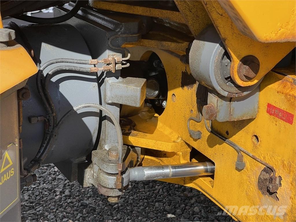 Wille 655C Taajamatraktorit