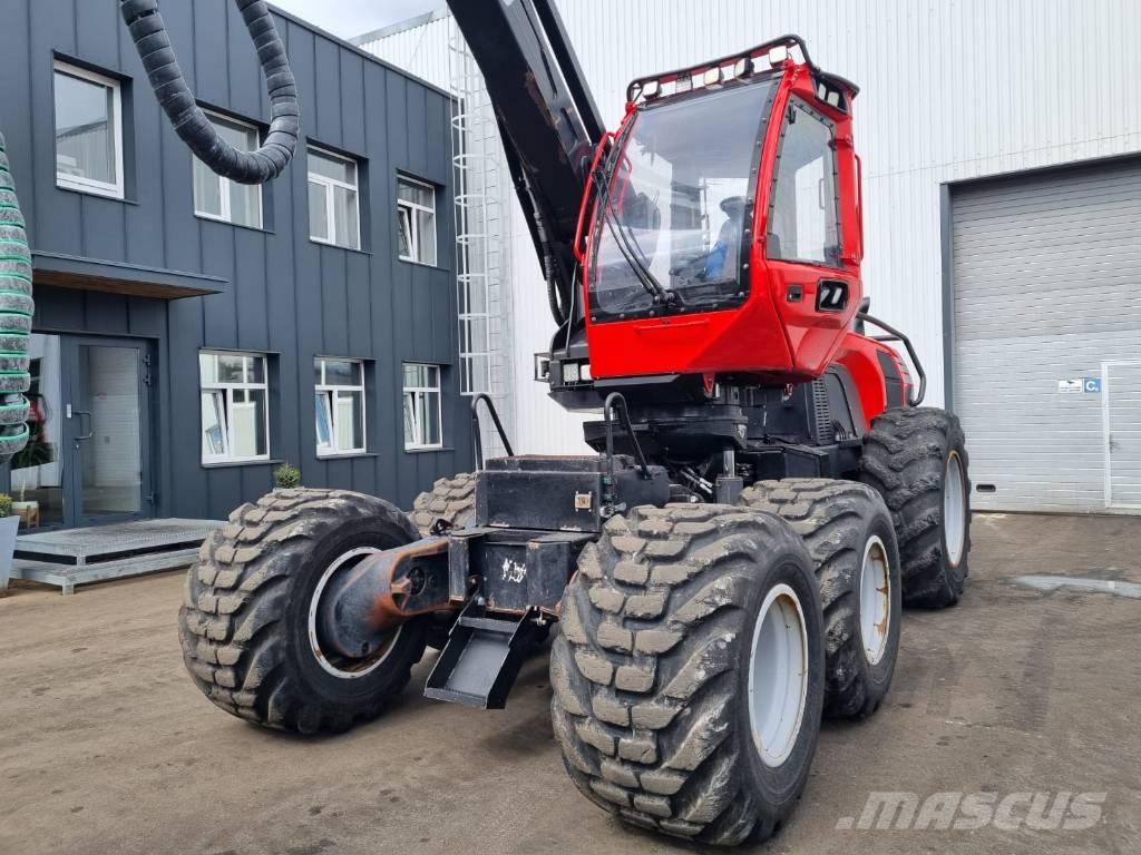 Komatsu 901 Harvesterit